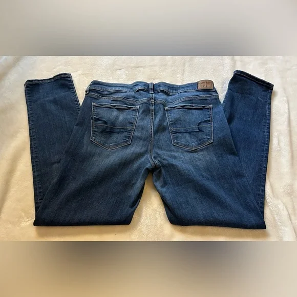 American Eagle Outfitters Skinny Jeans with Super Stretch. Size 14 - Picture 2 of 12